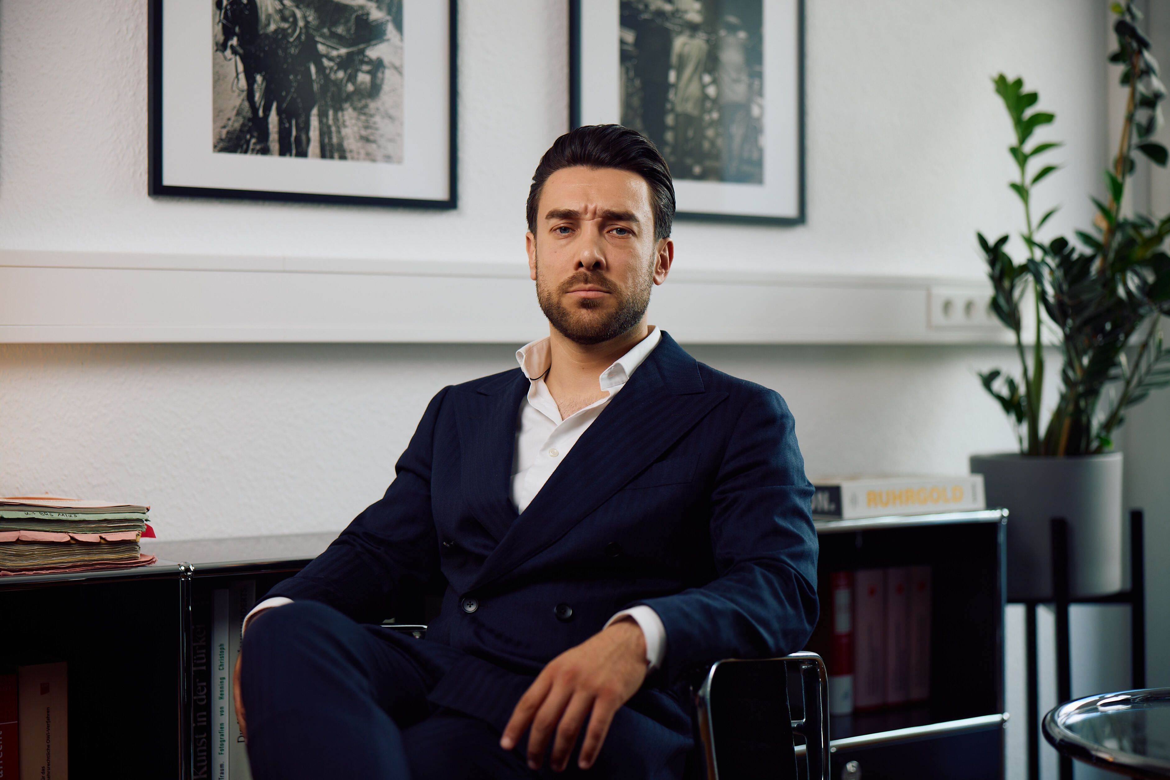 Halil Eren, Rechtsanwalt